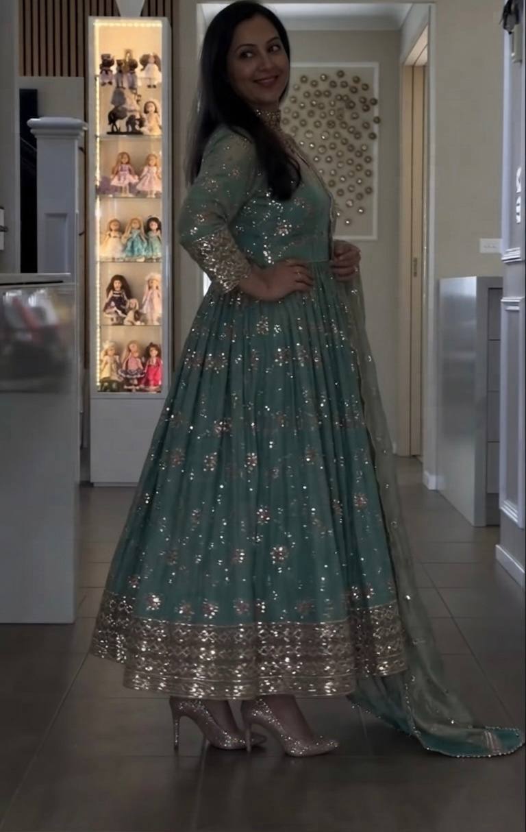 Luxe Allure Green and Gold Ensemble