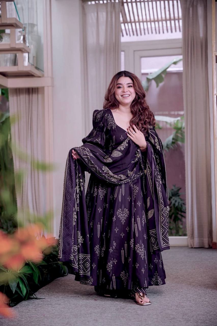 Graceful Beauty Captured in Purple