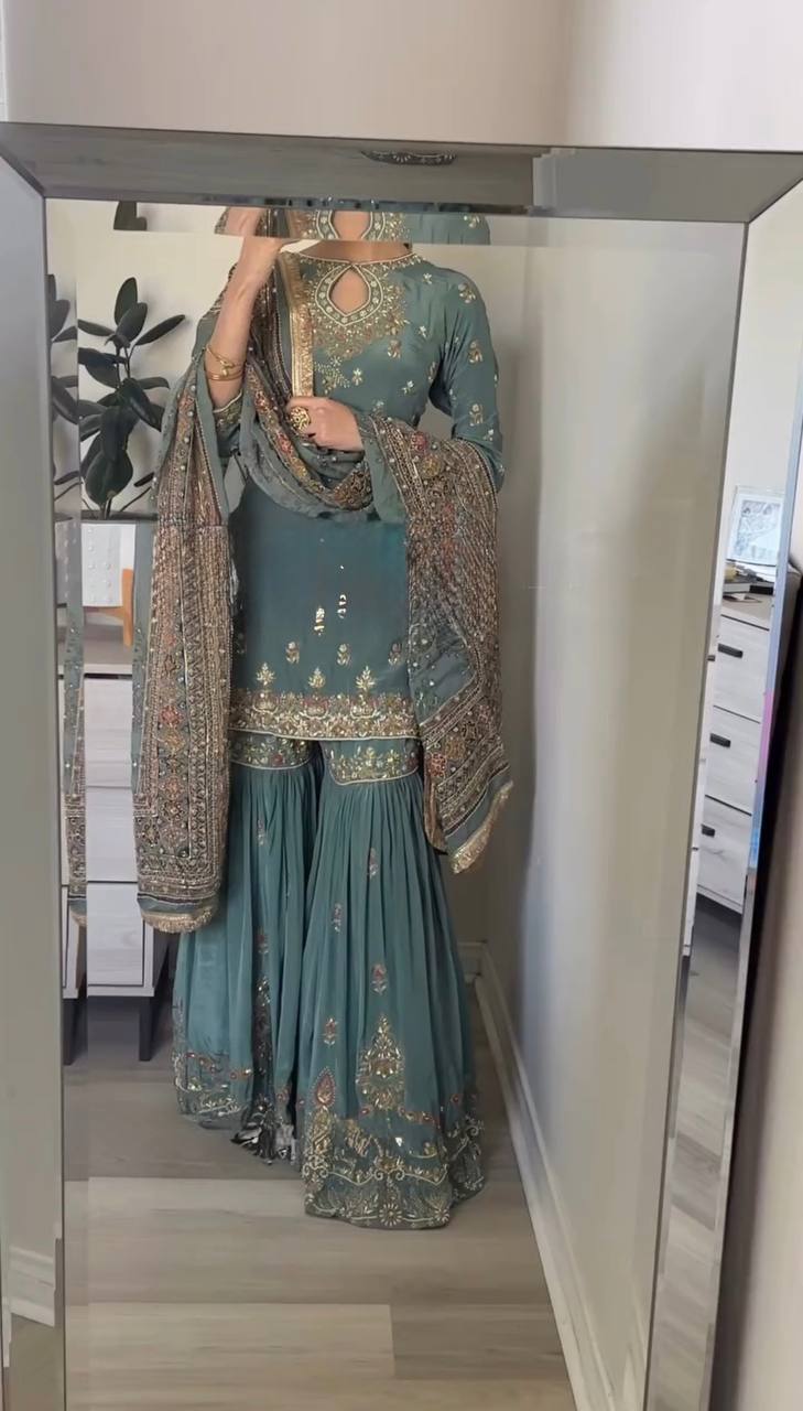 Elegance in Teal: A Regal Ensemble