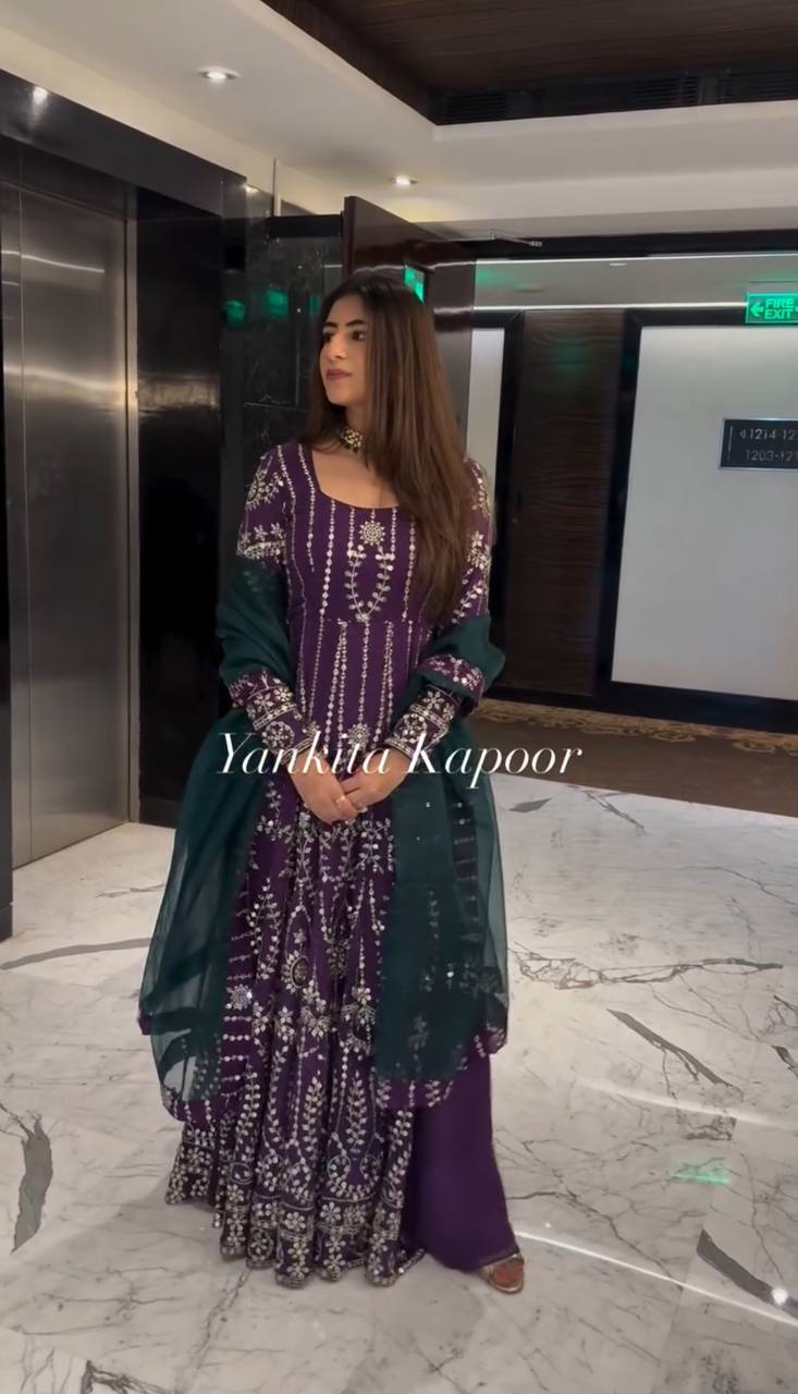 Elegance in Purple: A Timeless Ensemble