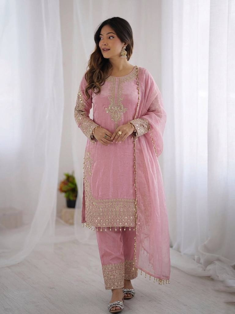 Exquisite Craftsmanship in Fashioned Elegance
