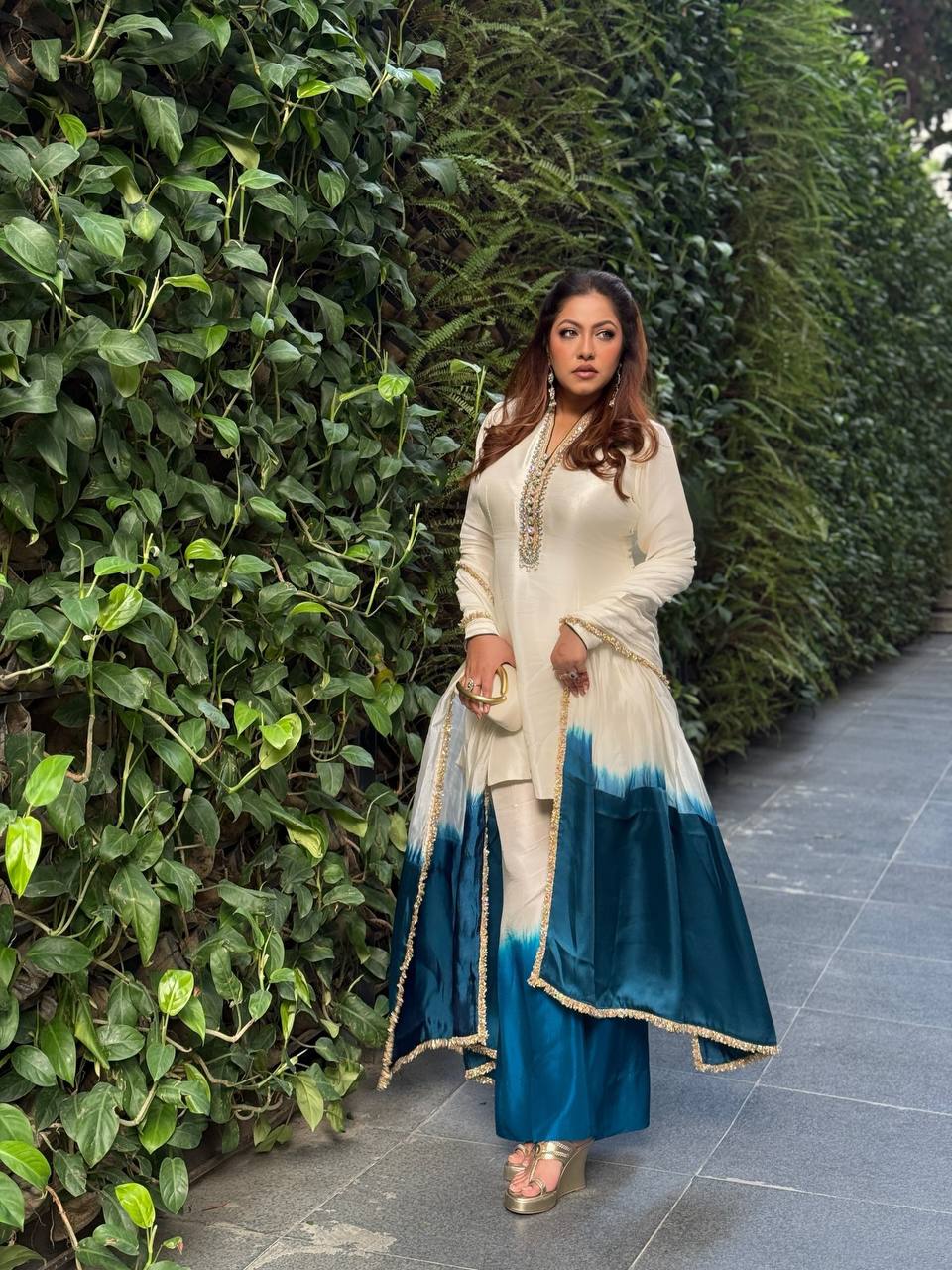 Cultural Charm Stylish Pakistani Dress Variations