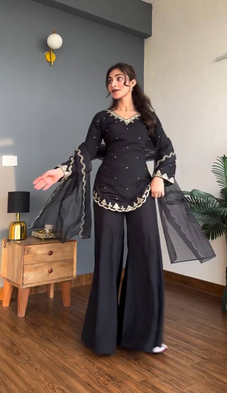 Elegant Noir Ensemble for Every Special Occasion