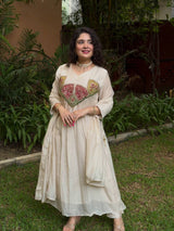 Graceful Attire Empowering Women’s Fashion Choices