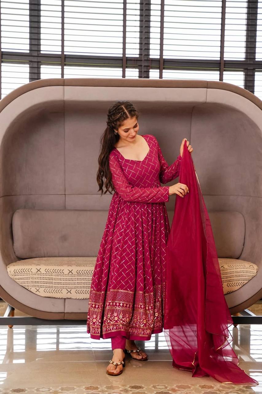 Women Embroidered Georgette Anarkali Gown