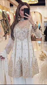 Elegance Unveiled The Dual Essence of Pakistani Couture