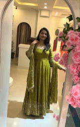Graceful Indian Garments for Festive Events