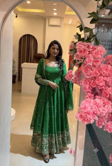 Graceful Indian Garments for Festive Events