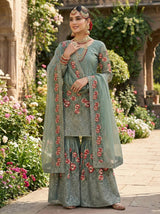 Stylish Pakistani Outfits for Festive Gatherings
