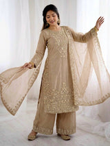 Graceful Attire for Modern Women