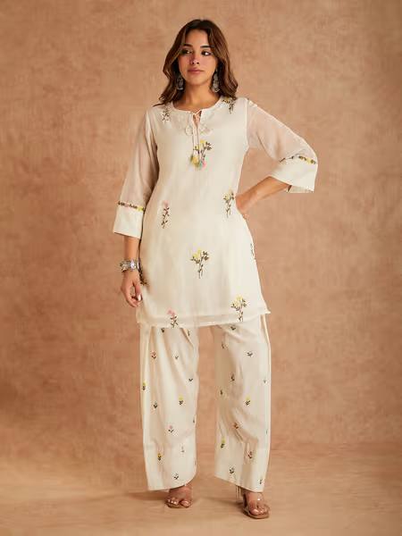Graceful Floral Print Kurta Suit for Modern Elegance