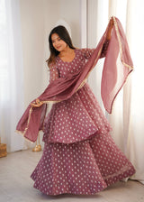 Graceful Suit Ensembles for Special Moments