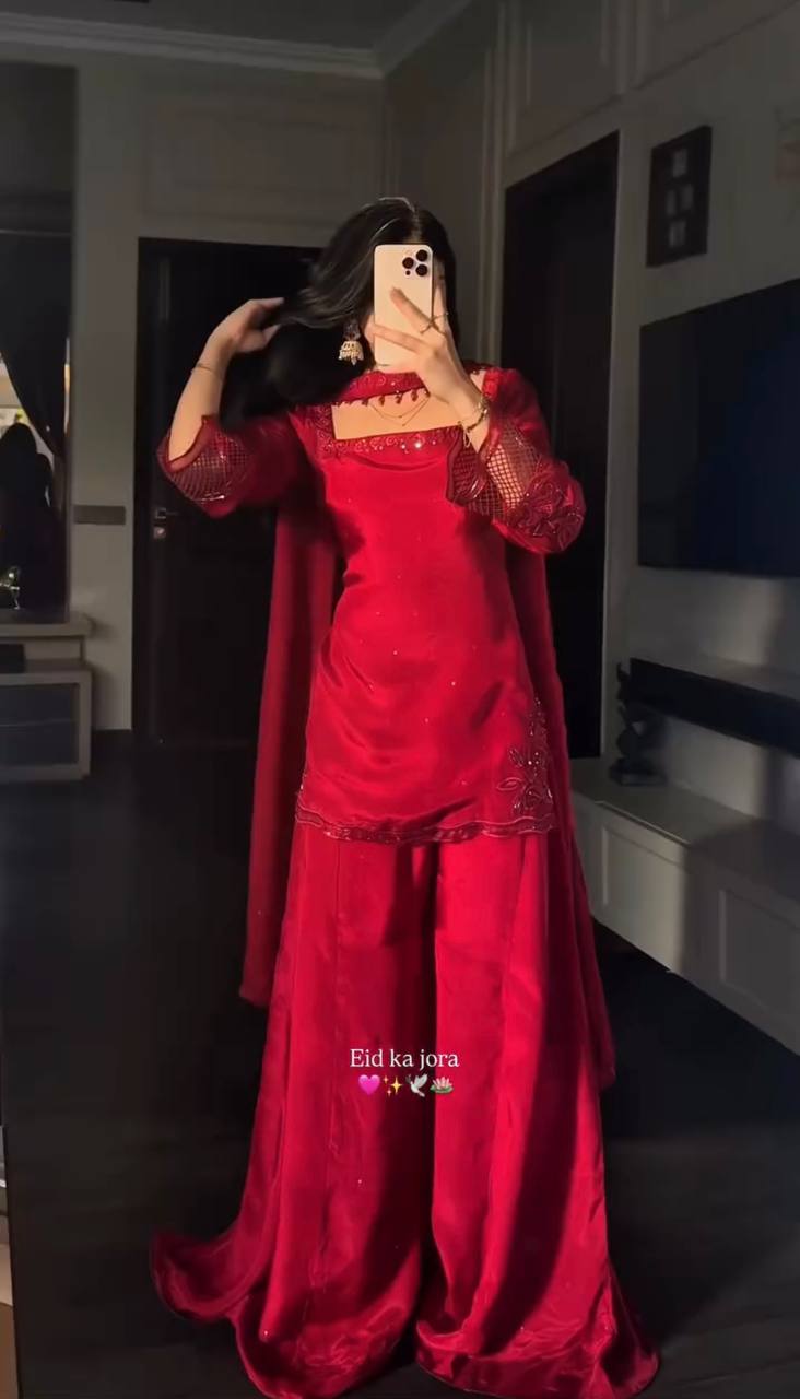 Ruby Grace Heritage Crafted Premium Festive Ethnic Ensemble