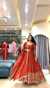 Graceful Indian Garments for Festive Events