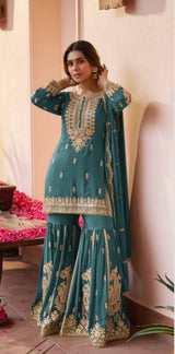 Stylish Ensemble for the Empowered Professional