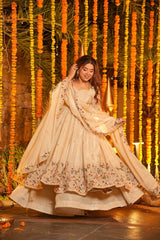 Royal Charm Adorn Yourself in Pure Luxury