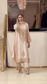Versatile Dresses for Distinctive Looks