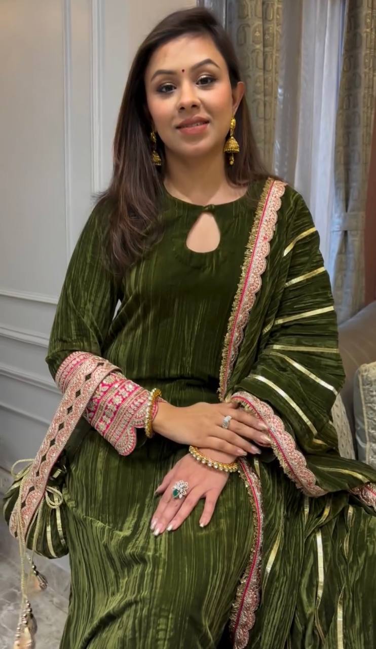 PARTY WEAR TOP AND  PANT WITH FANCY DUPPATA