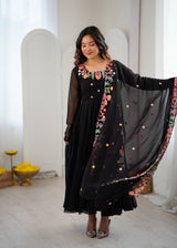 Chic Anarkali Suit with Intricate Detailing