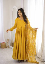 Enchanting Elegance A Young Girl's Charm
